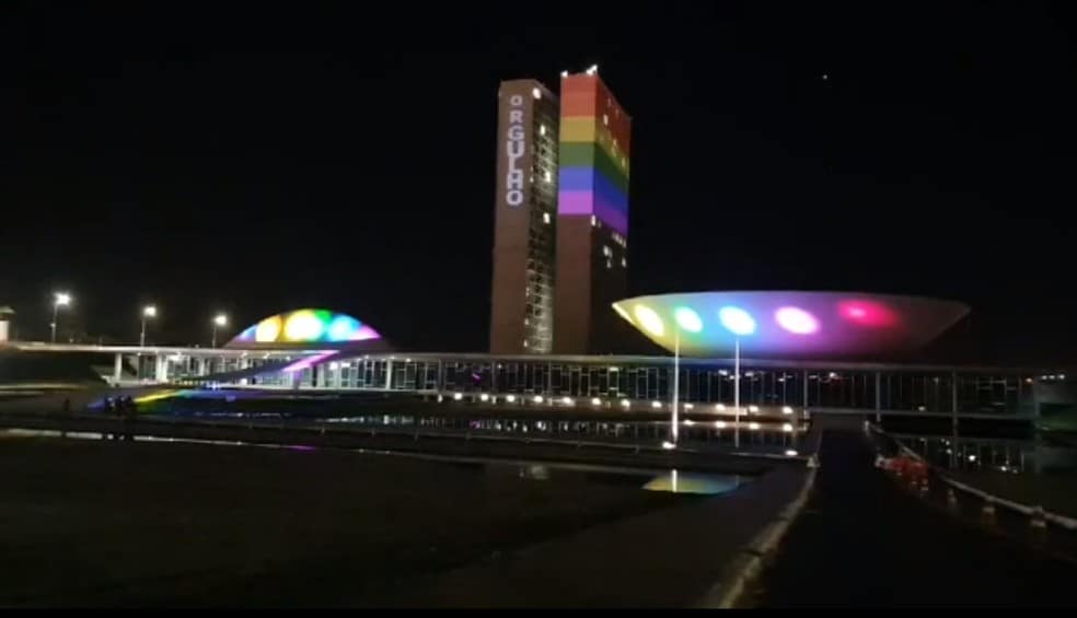 Congresso Nacional faz homenagem ao Dia do Orgulho LGBTIQA+